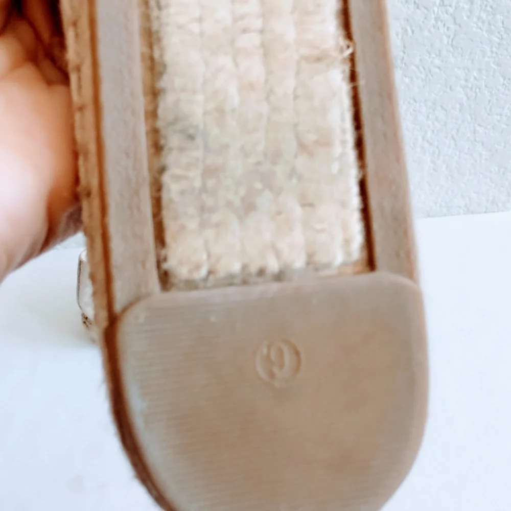 Tory Burch Two-Tone Espadrille Flats in Black and Cream
